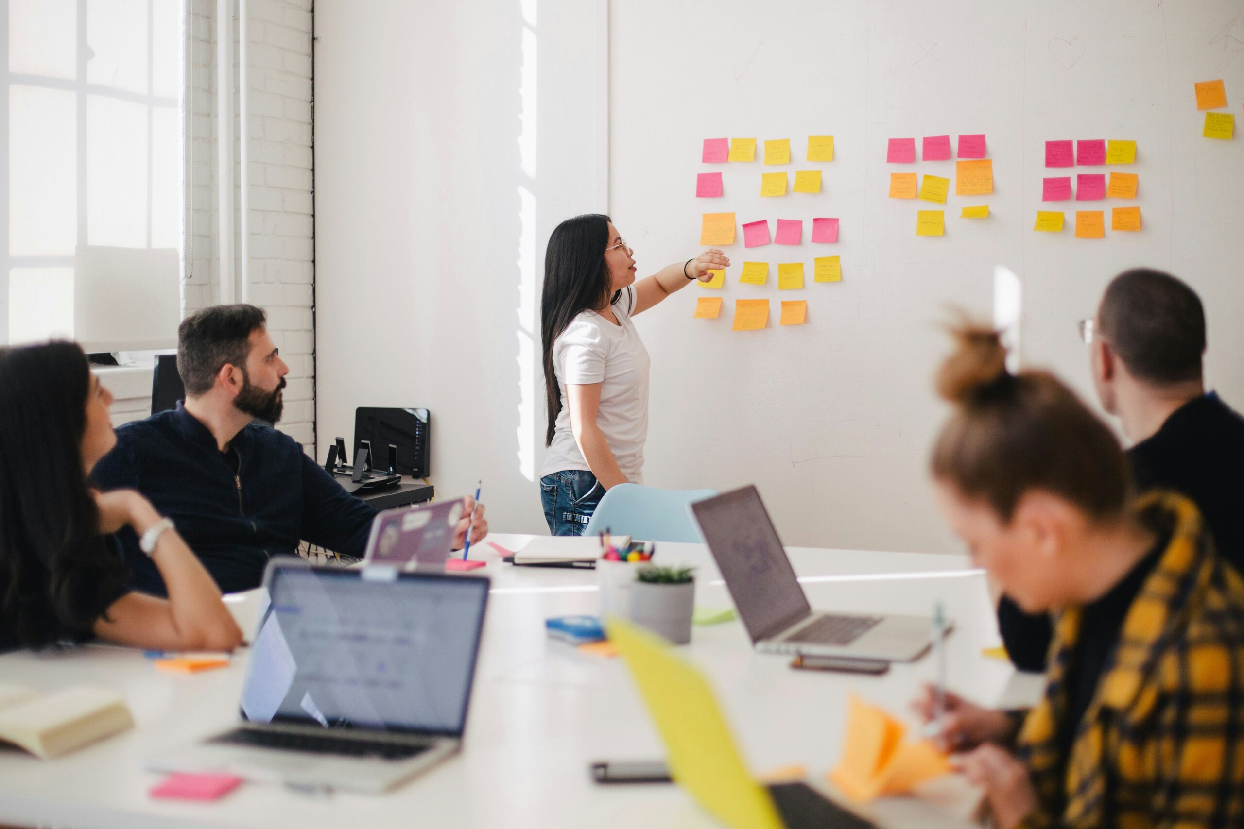The Power of Live Training: Why Live Trumps On-Demand Videos